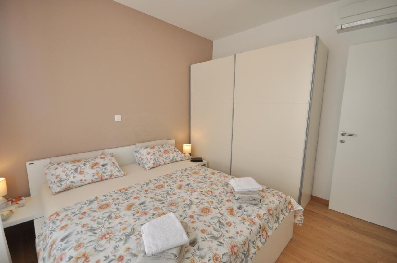 Apartment Carmen, Znjan, 斯普利特 外观 照片